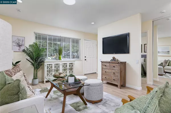 1333 Daisy Ln, Livermore, CA 94551