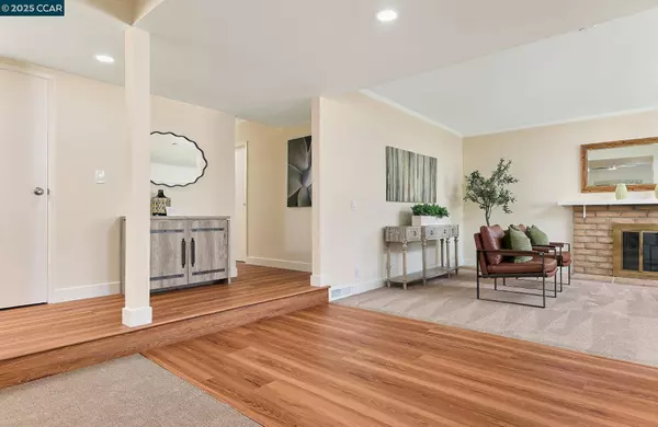 2626 Dapplegray Ln, Walnut Creek, CA 94596