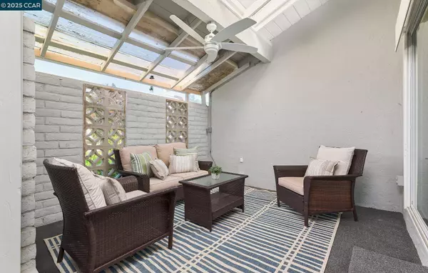 2626 Dapplegray Ln, Walnut Creek, CA 94596