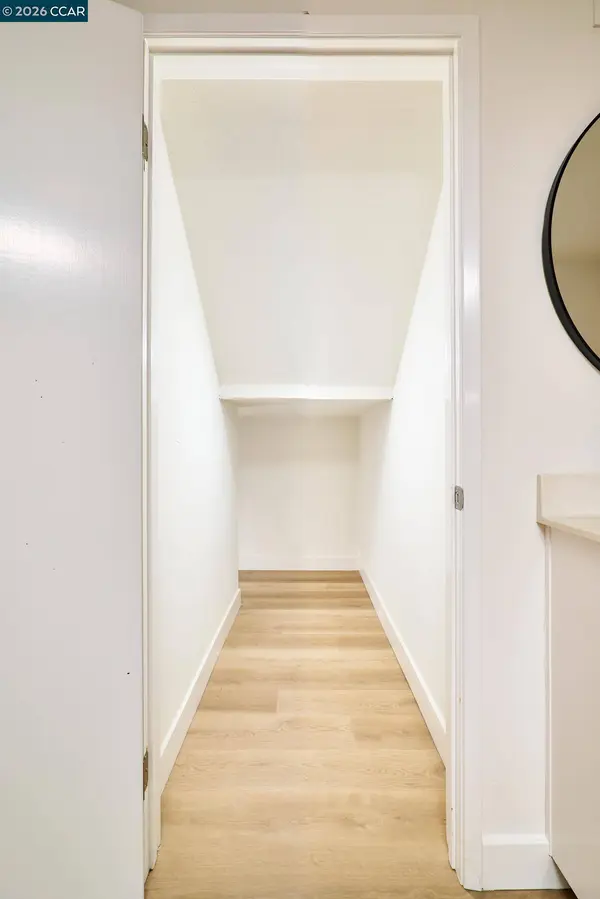 652 Savoy Ct, Walnut Creek, CA 94598