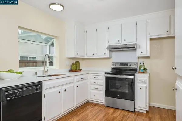 884 Serrana Ct, Pittsburg, CA 94565