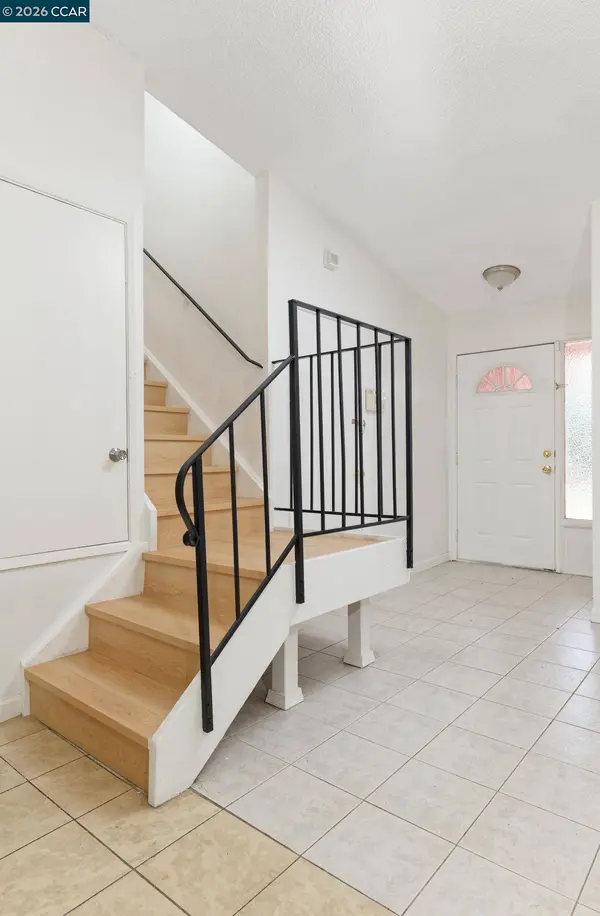 2412 Sequoia Dr, Antioch, CA 94509