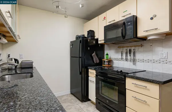 810 Oak Grove Rd #98, Concord, CA 94518