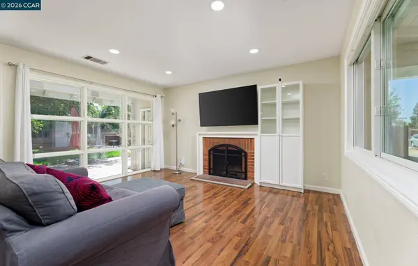 3230 Stanley Ct, Concord, CA 94519