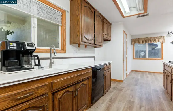 8280 Elgin Ln, Dublin, CA 94568