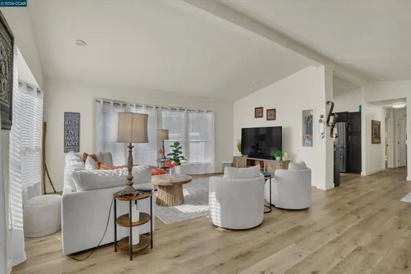 1840 Paris Ln, Antioch, CA 94509