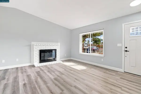 5029 Teakwood Dr, Oakley, CA 94561