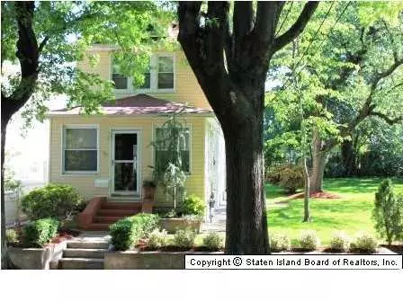 67 Eldridge Ave, Staten Island, NY 10302-2308
