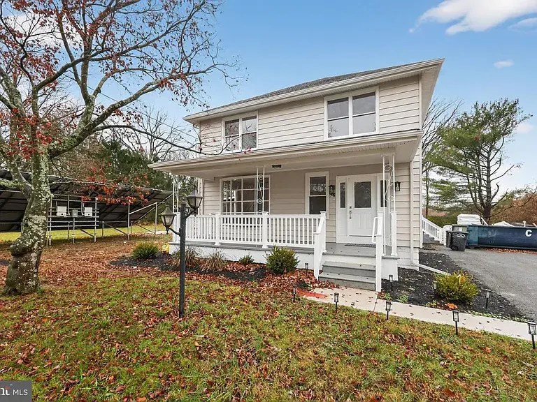 322 Madison Ave, Newfield, NJ 08344-9574