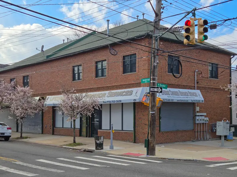683 Henderson Ave, Staten Island, NY 10310-1575