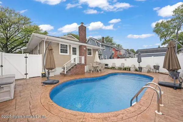 287 Woolley AVE, Staten Island, NY 10314