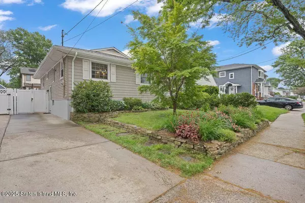 287 Woolley AVE, Staten Island, NY 10314