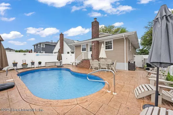 287 Woolley AVE, Staten Island, NY 10314