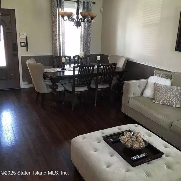 80 Kemball AVE, Staten Island, NY 10314