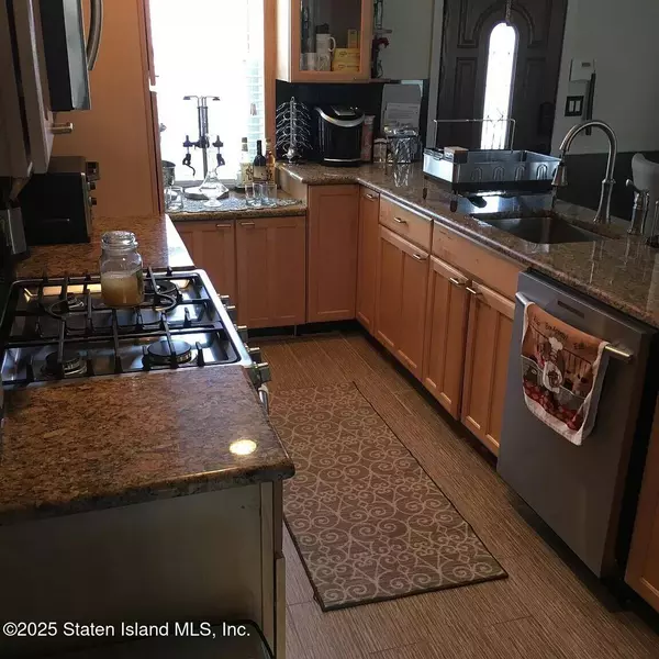 80 Kemball AVE, Staten Island, NY 10314