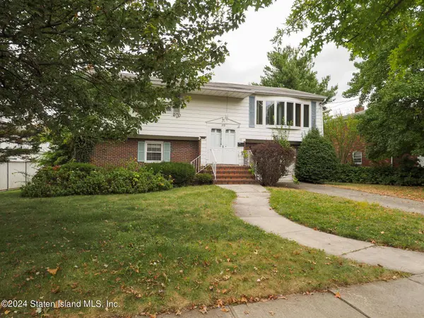 219 Ardsley ST, Staten Island, NY 10306