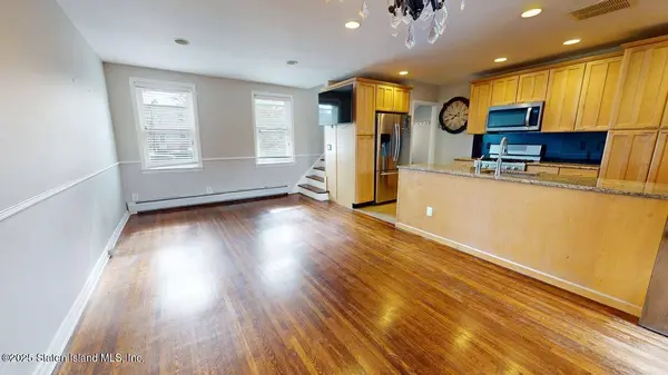 80 Kemball AVE, Staten Island, NY 10314