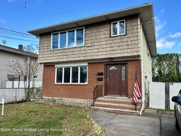 713 Tysens LN, Staten Island, NY 10306