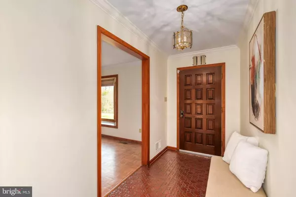 6600 CASTLE RIDGE RD, Clifton, VA 20124