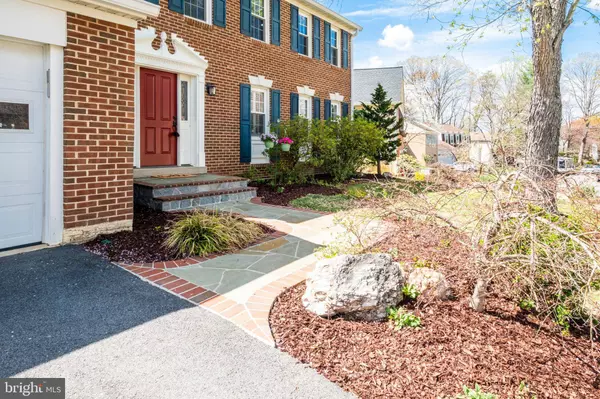 5580 ANN PEAKE DR, Fairfax, VA 22032