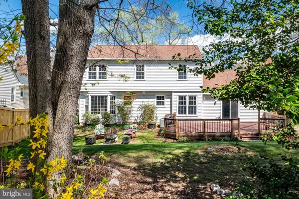 5580 ANN PEAKE DR, Fairfax, VA 22032