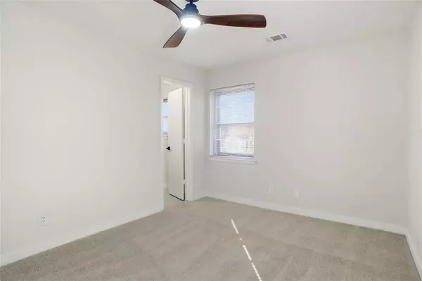 4712 Carlyle Drive, Fort Worth, TX 76132