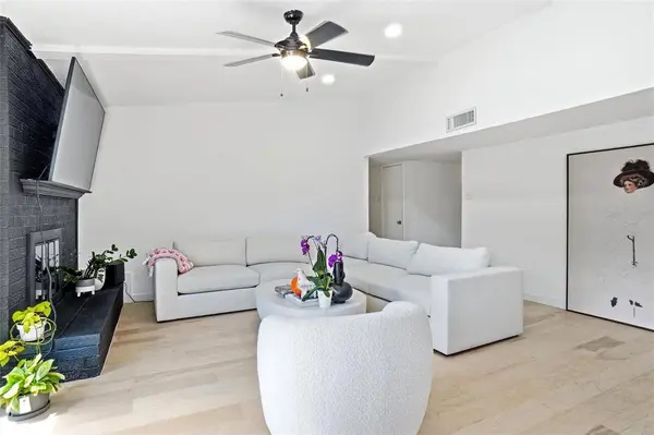 1820 Castille Drive, Carrollton, TX 75007