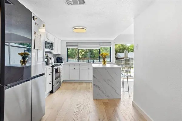 1820 Castille Drive, Carrollton, TX 75007