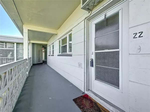 7050 SUNSET WAY #22, St Pete Beach, FL 33706