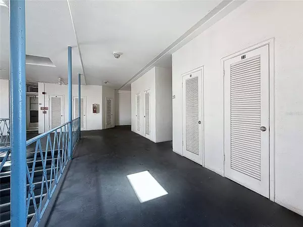 7050 SUNSET WAY #22, St Pete Beach, FL 33706