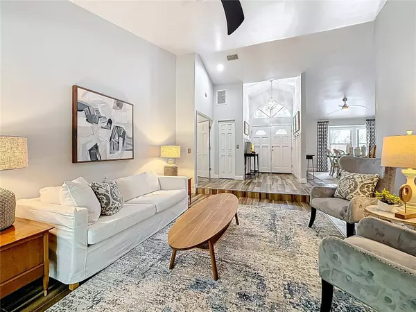 66 BAY WOODS DR, Safety Harbor, FL 34695