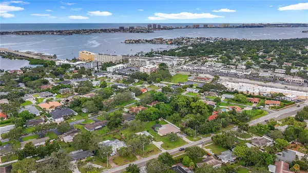 108 INDIAN ROCKS RD S, Belleair Bluffs, FL 33770