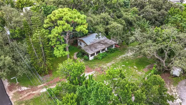 4900 HARDING RD N, St Petersburg, FL 33709