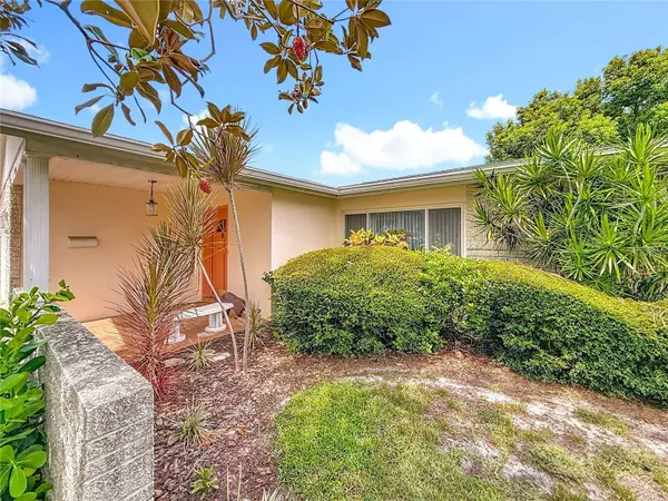 13583 87TH AVE, Seminole, FL 33776