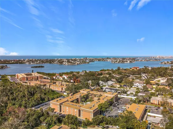 12760 INDIAN ROCKS RD #583, Largo, FL 33774