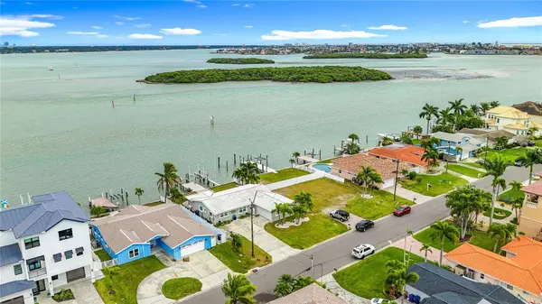 533 JOHNS PASS AVE, Madeira Beach, FL 33708