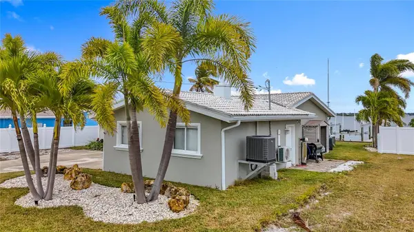 533 JOHNS PASS AVE, Madeira Beach, FL 33708