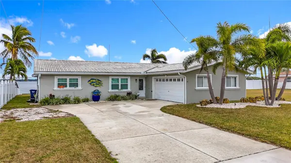533 JOHNS PASS AVE, Madeira Beach, FL 33708