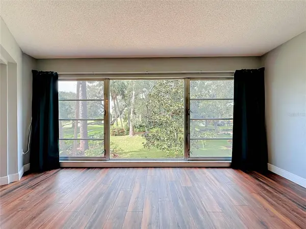 225 COUNTRY CLUB DR #E252, Largo, FL 33771