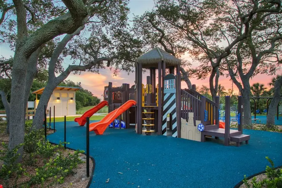 Bayfront Park Recreation Center