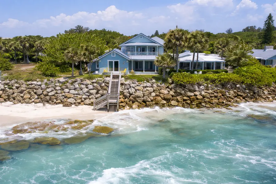 Beachfront Homes