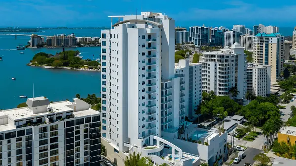 624 Palm: Luxury Condominium Living in Downtown Sarasota