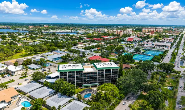 Venice Avenue Condos: Downtown Living Close to the Best of Venice