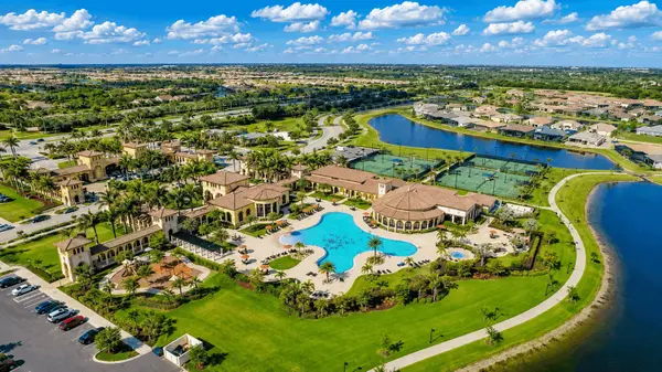 Gran Paradiso: Resort-Style Living in Wellen Park