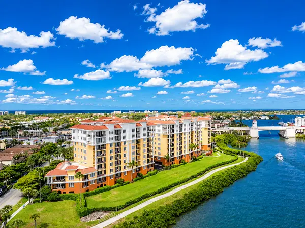 The Waterfront: Condo Living Along the Water in Venice,Hunt Brothers Realty