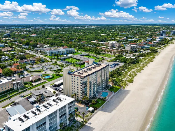Gulf Shores: Life Along the Gulf on Venice Island