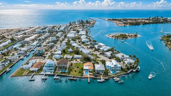 Tarpon Center Villas: Island Living Near the Venice Jetty