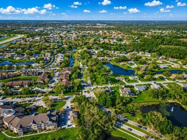 The Isles of Chestnut Creek: Lake-Inspired Living in Venice