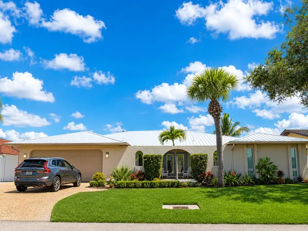 Sunset Villas of Venice: Coastal Living Near Gulf Coast Sunsets,Hunt Brothers Realty