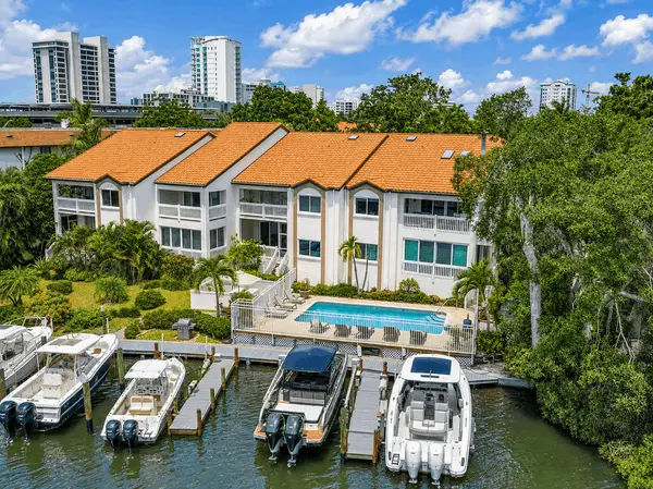 Hudson Landings: Waterfront Condo Living Near Downtown Sarasota